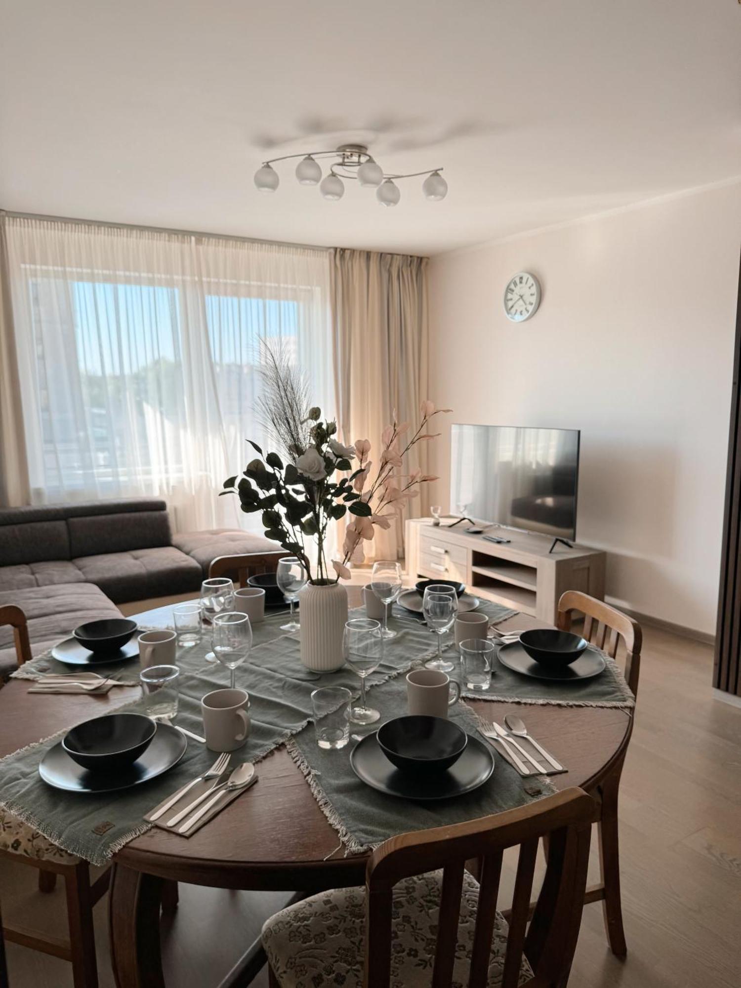 Midtown Apartment