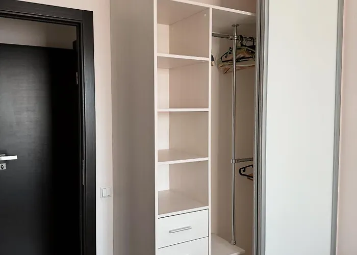 Midtown Apartment